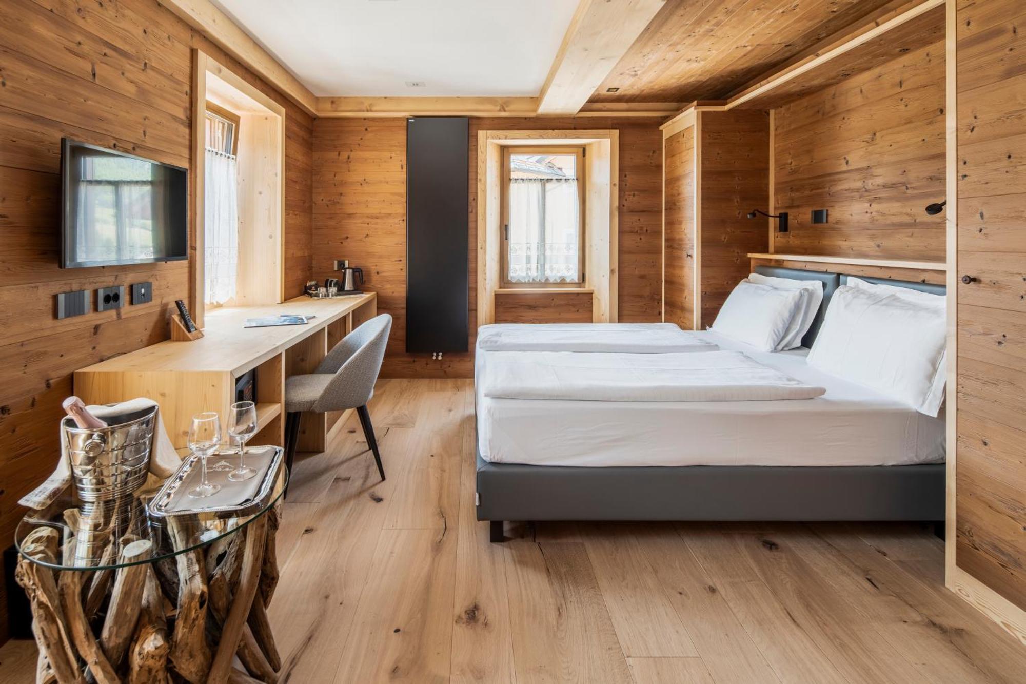 Hotel Villa Alpina ***S كورتينا دامبيتزو المظهر الخارجي الصورة
