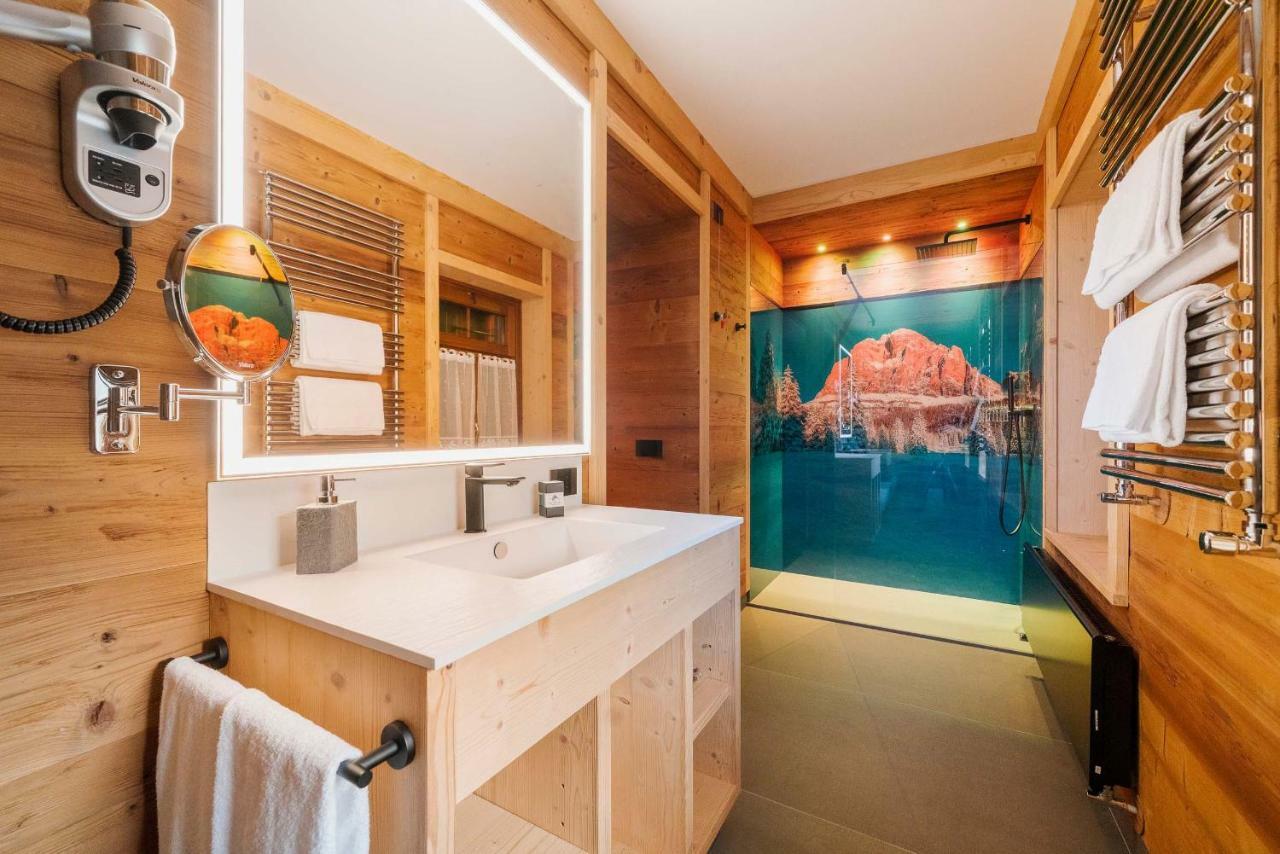 Hotel Villa Alpina ***S كورتينا دامبيتزو المظهر الخارجي الصورة